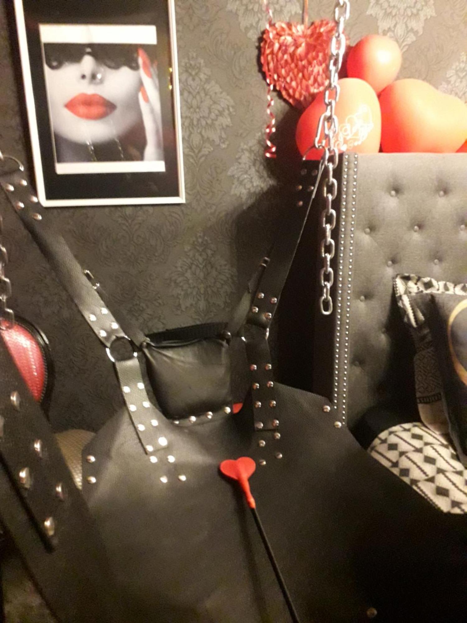Love Room Le Rouge Et Noir Барр Экстерьер фото