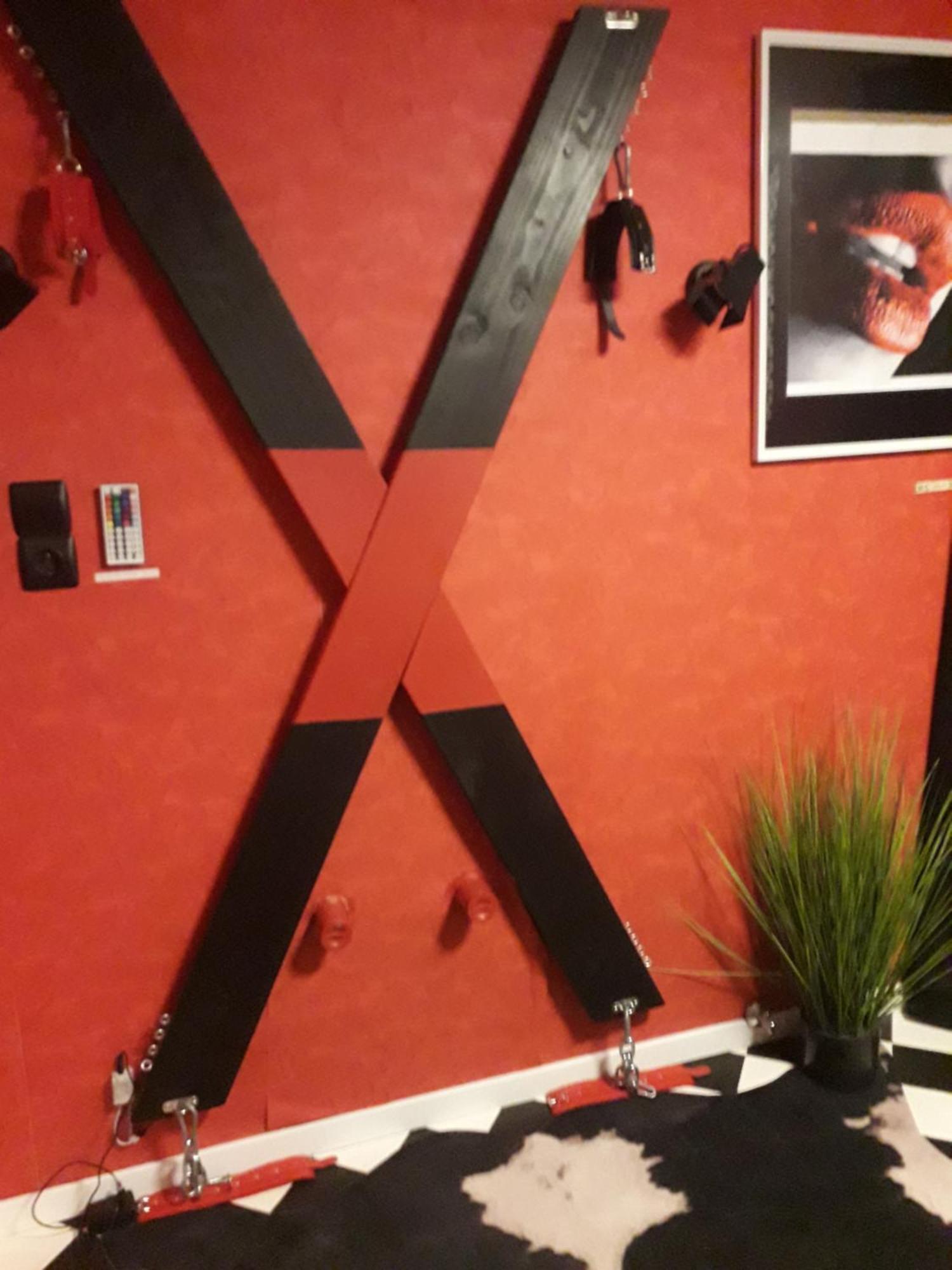Love Room Le Rouge Et Noir Барр Экстерьер фото